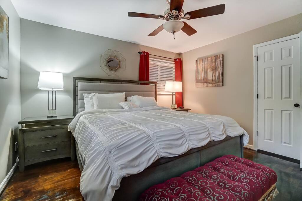 Casa vacanze Charm Haven With Outdoor Tv Charlotte